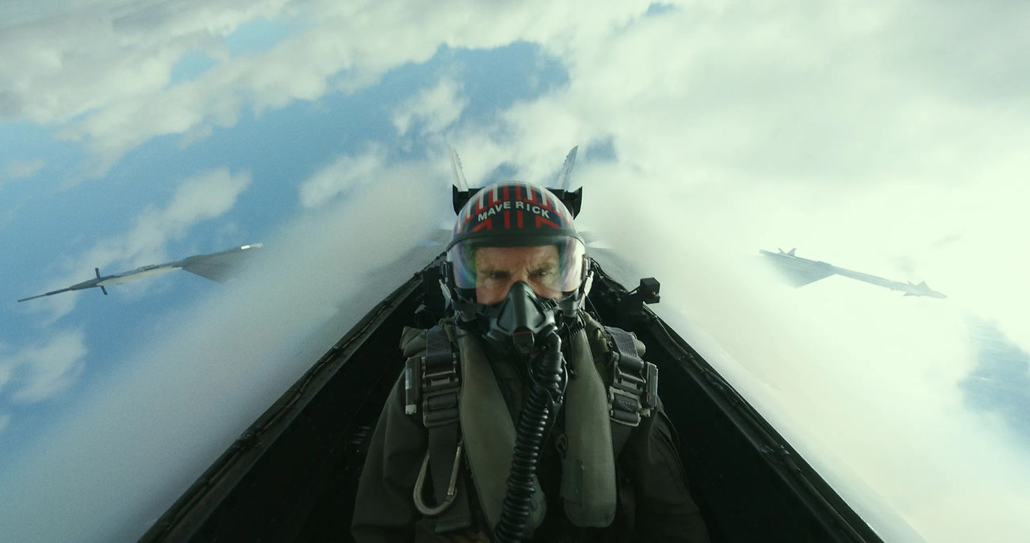 Tom Cruise POV flying an F18 fighter jet